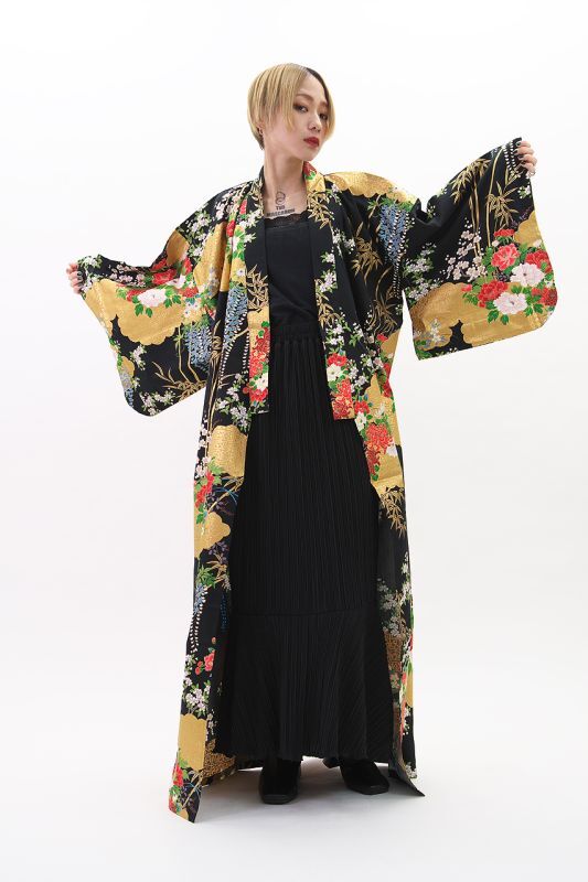 Photo: Bamboo &　Peony "Kimono" robe